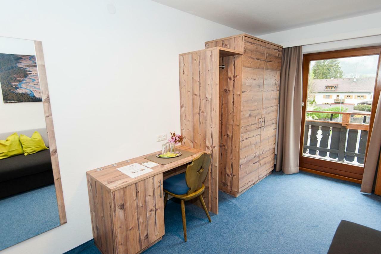 Pension Leuprecht Reutte Extérieur photo
