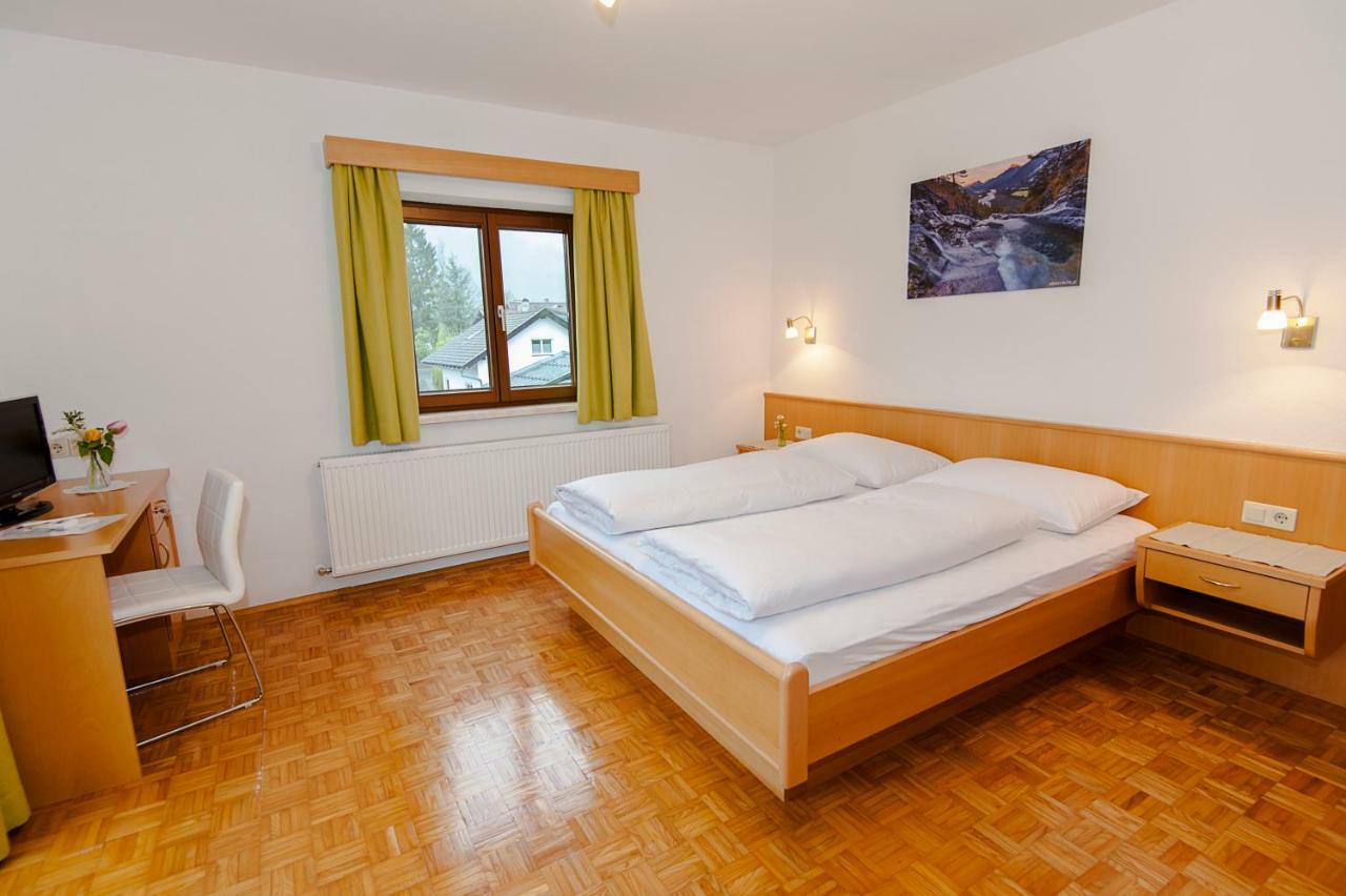 Pension Leuprecht Reutte Extérieur photo